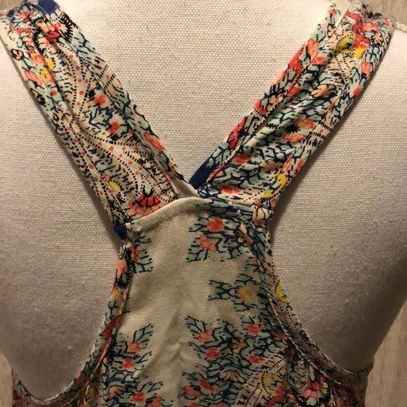 Ella Moss V Neck Racerback Tank Top - Picture 7 of 8